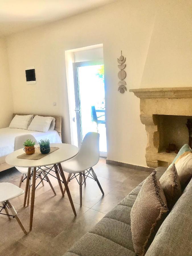 The Serene Veranda With Breathtaking Views كوليمفاري المظهر الخارجي الصورة